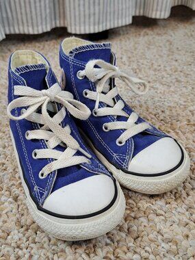 Converse | High Top Sneaker | Size 10